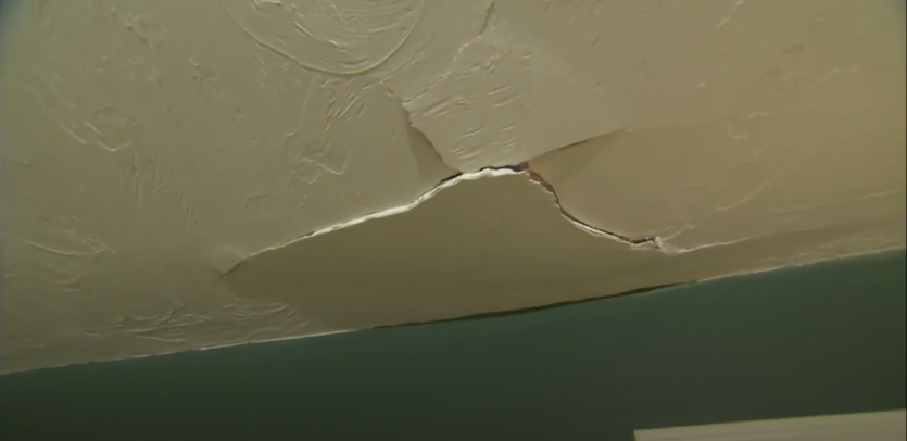How to Repair a Cracked Drywall Ceiling