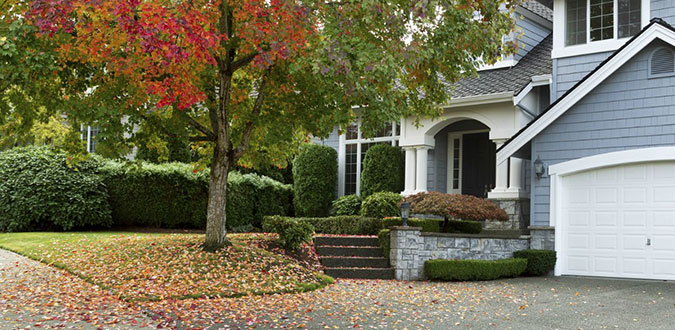 10 Surprising Reasons to Start House Hunting in Fall